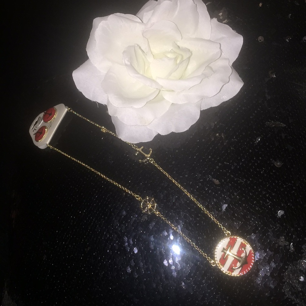 Necklace and earrings set